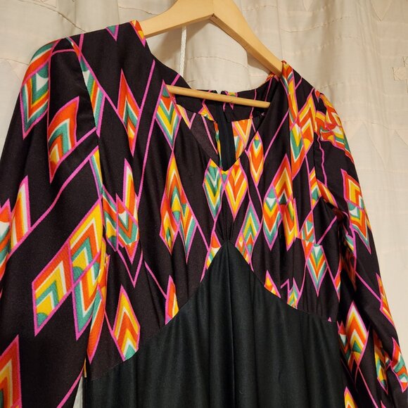 🌈 VTG 70s Geometric Maxi Gown Black Pink Orange Disco 🕺 - Picture 4 of 7